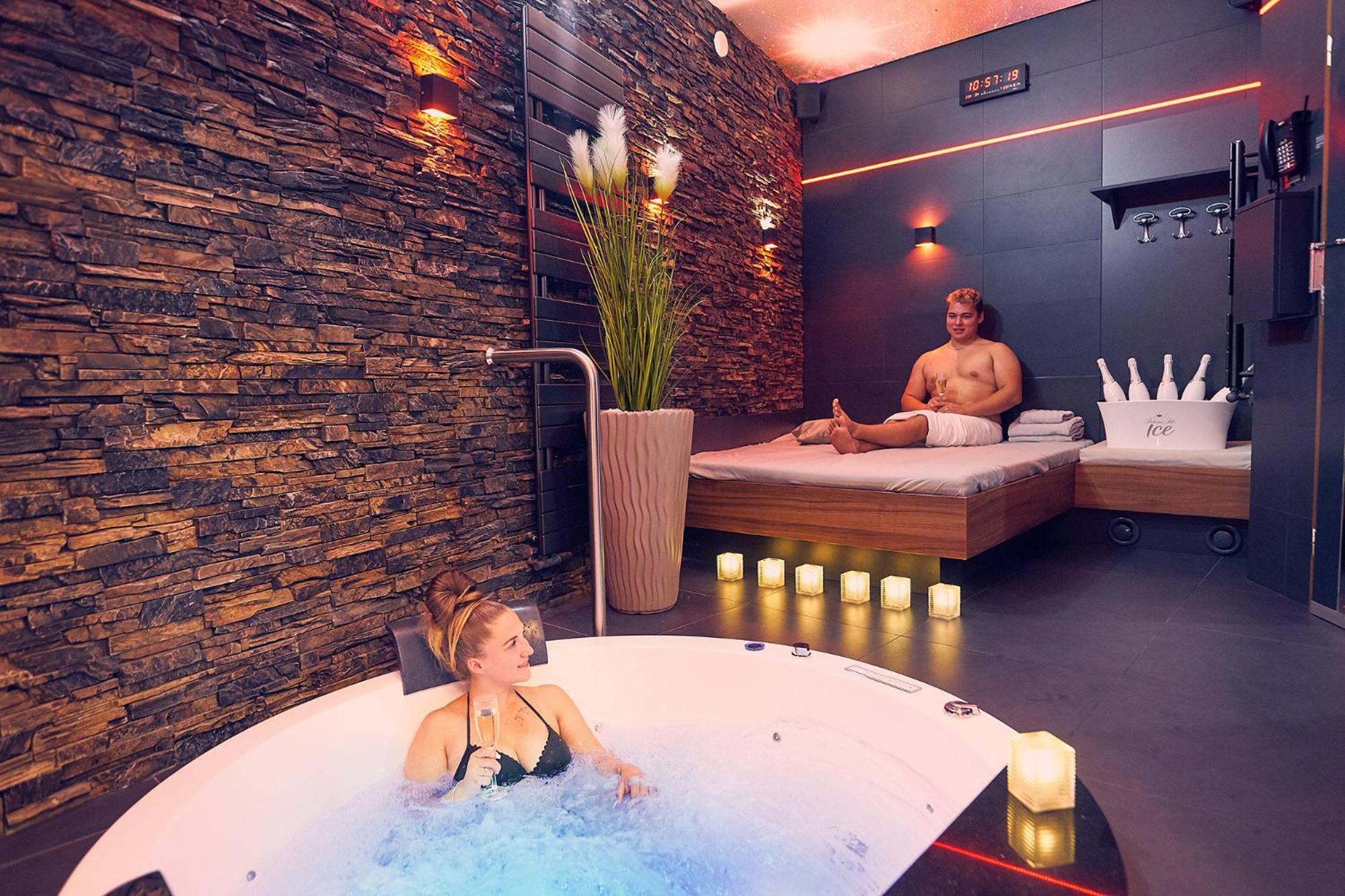 Wellness Hotel Kocanda Decin Exterior photo