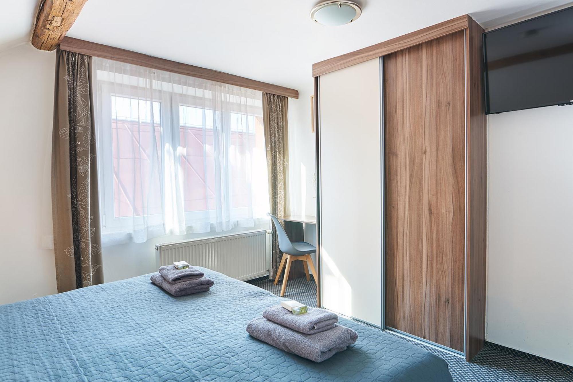 Wellness Hotel Kocanda Decin Exterior photo