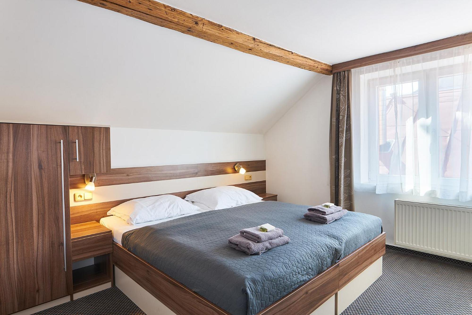 Wellness Hotel Kocanda Decin Exterior photo