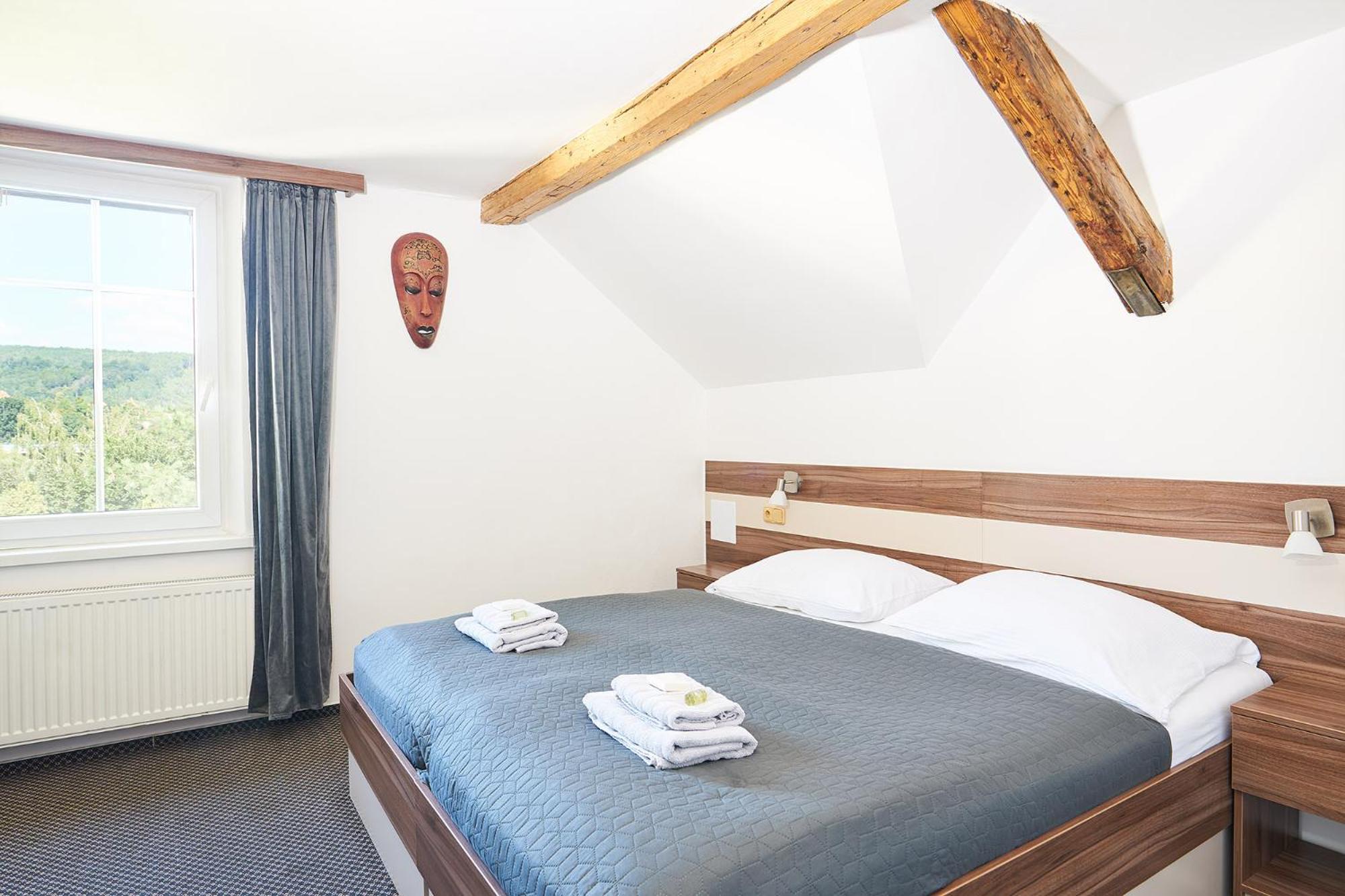 Wellness Hotel Kocanda Decin Exterior photo