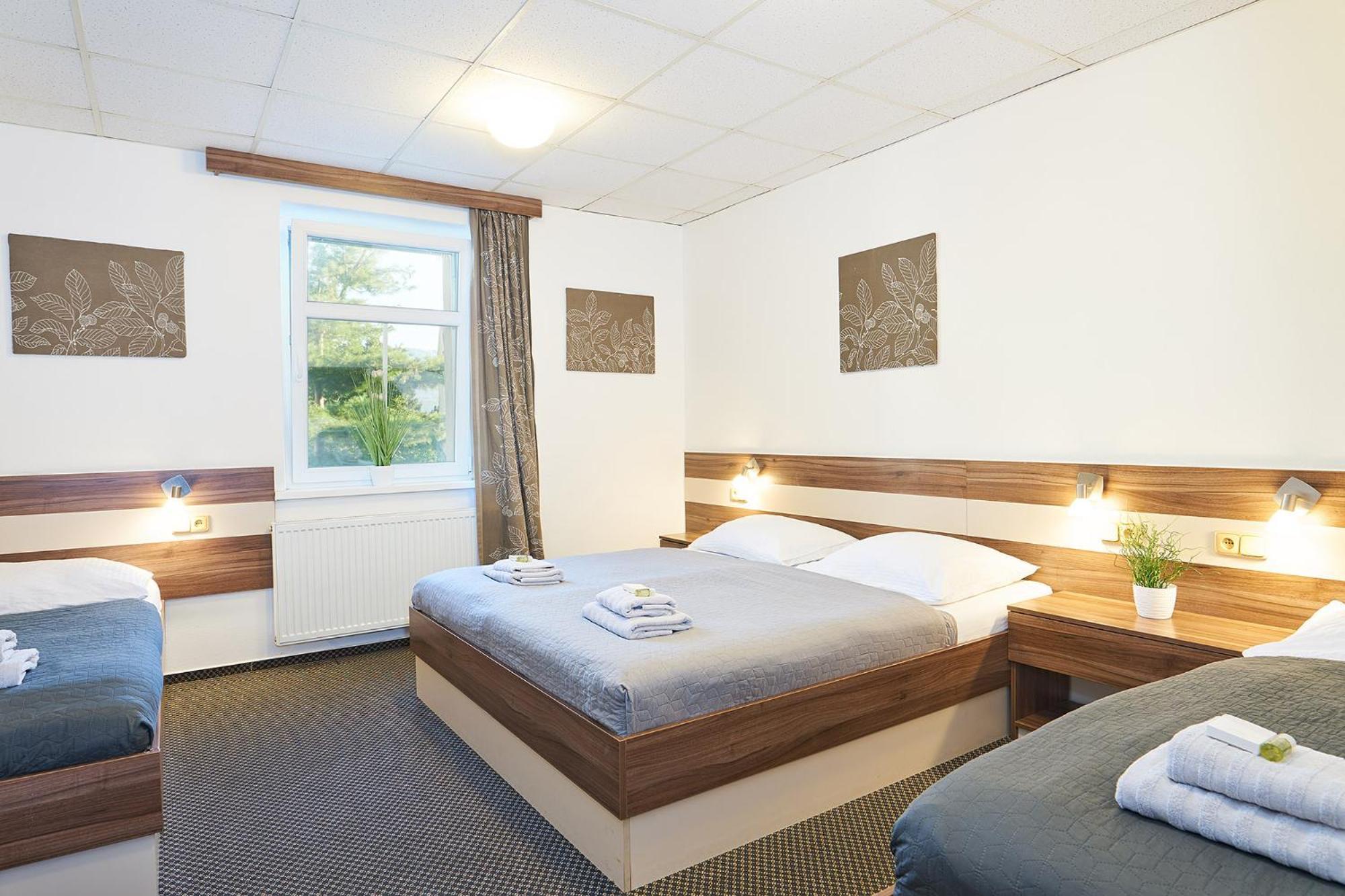 Wellness Hotel Kocanda Decin Exterior photo