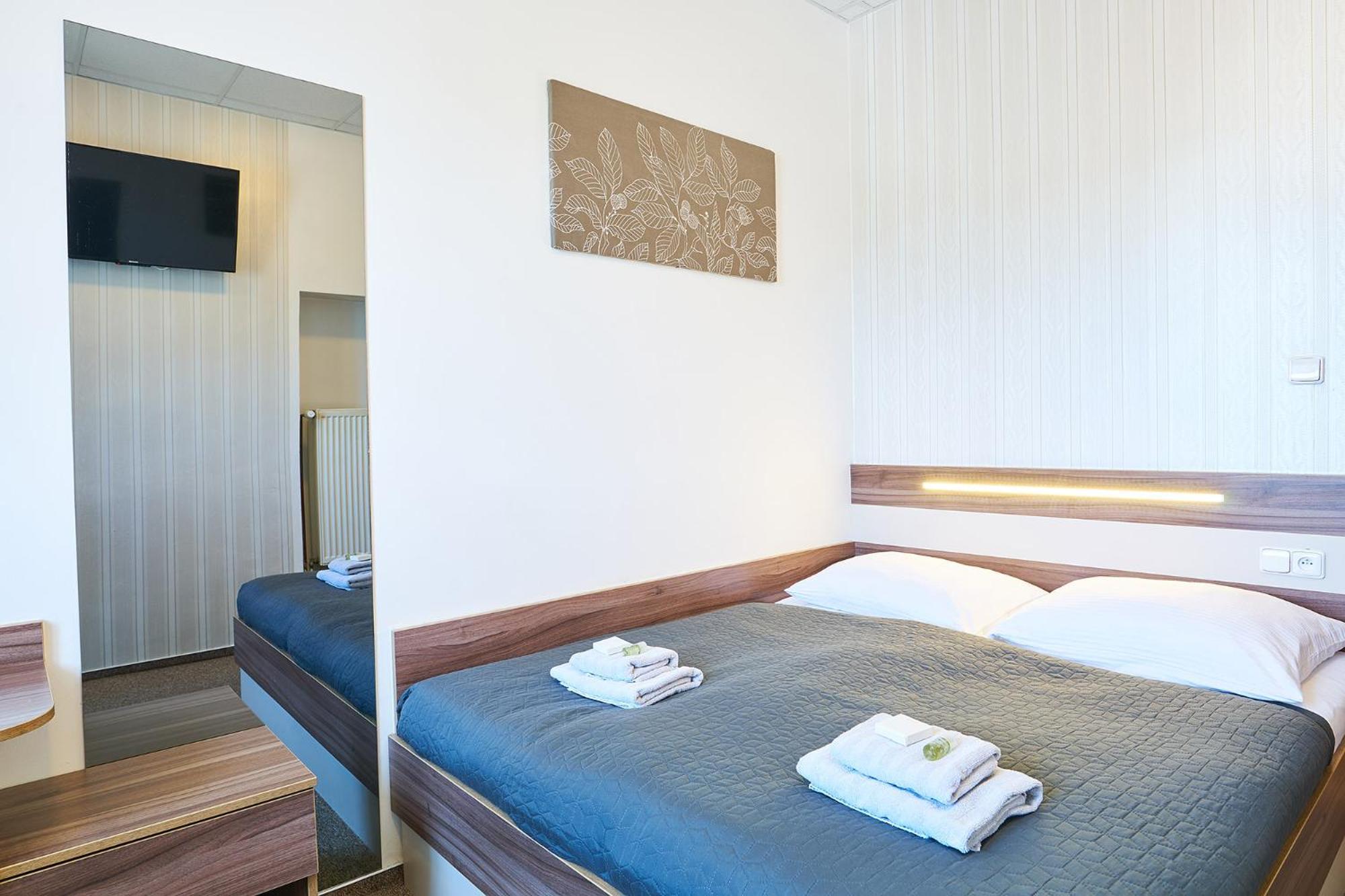 Wellness Hotel Kocanda Decin Exterior photo