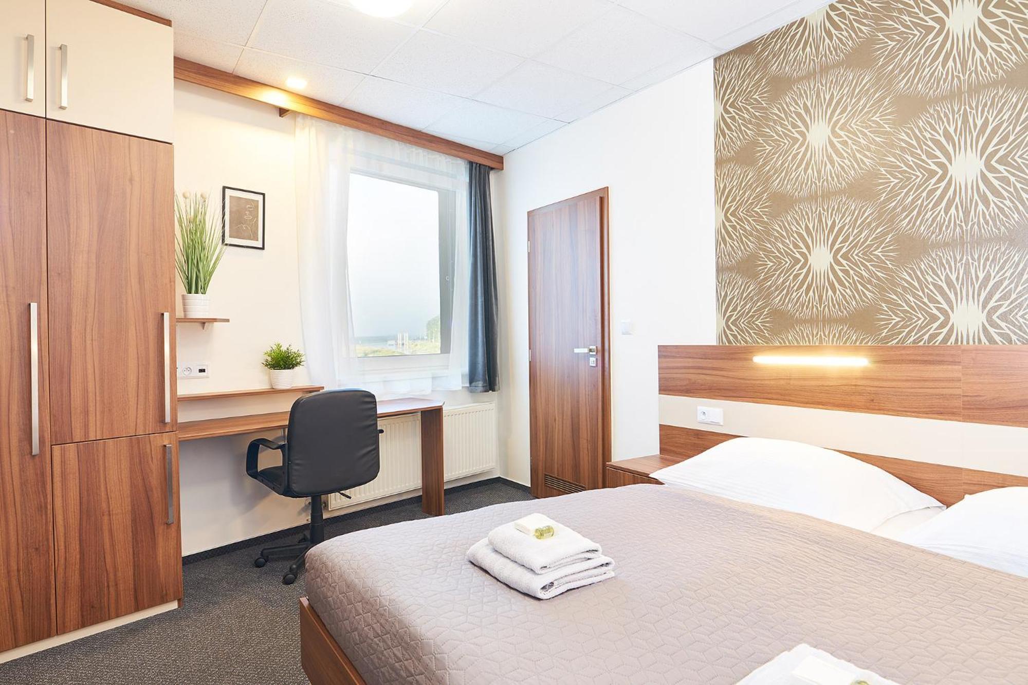 Wellness Hotel Kocanda Decin Exterior photo
