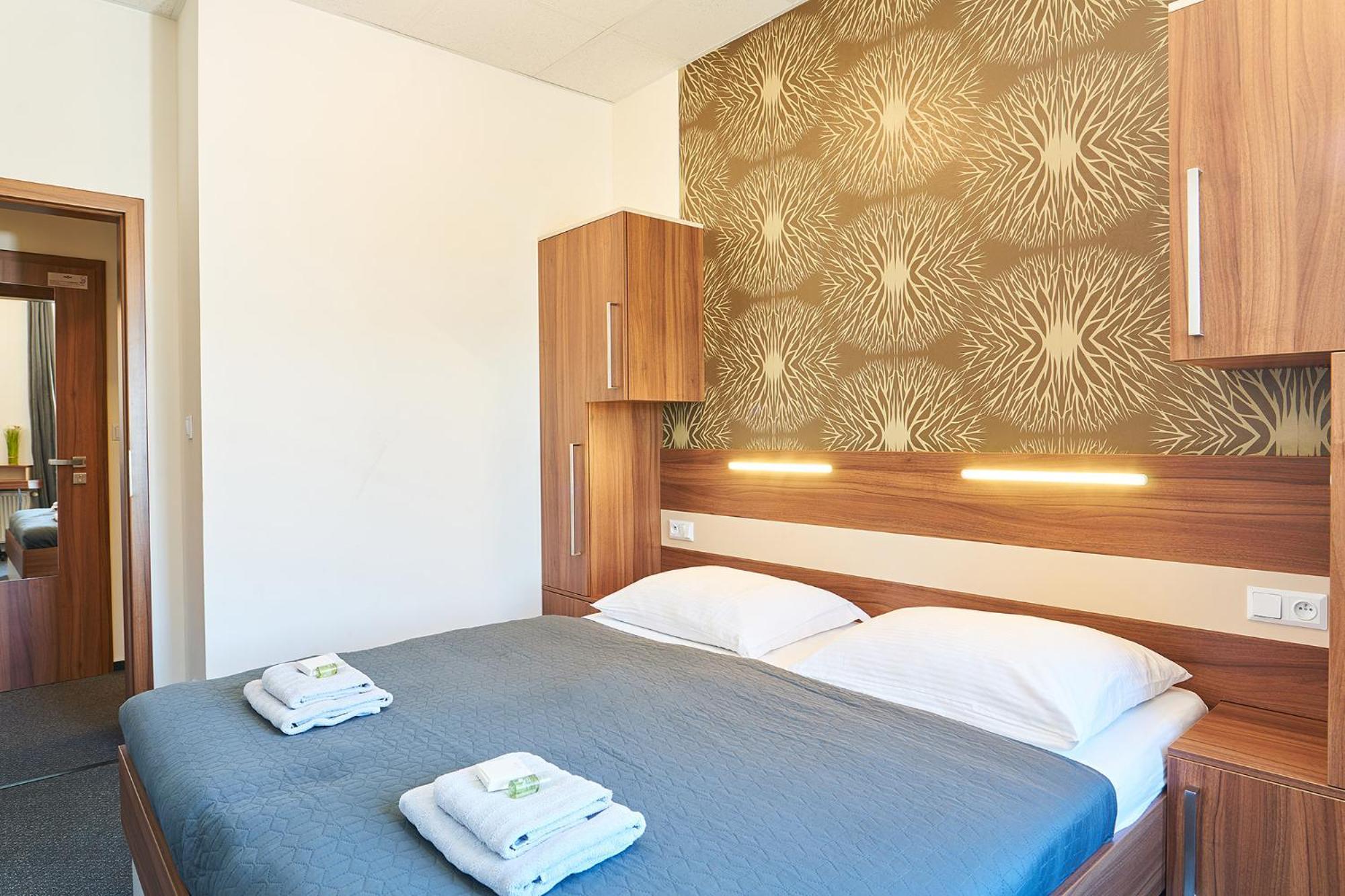 Wellness Hotel Kocanda Decin Exterior photo