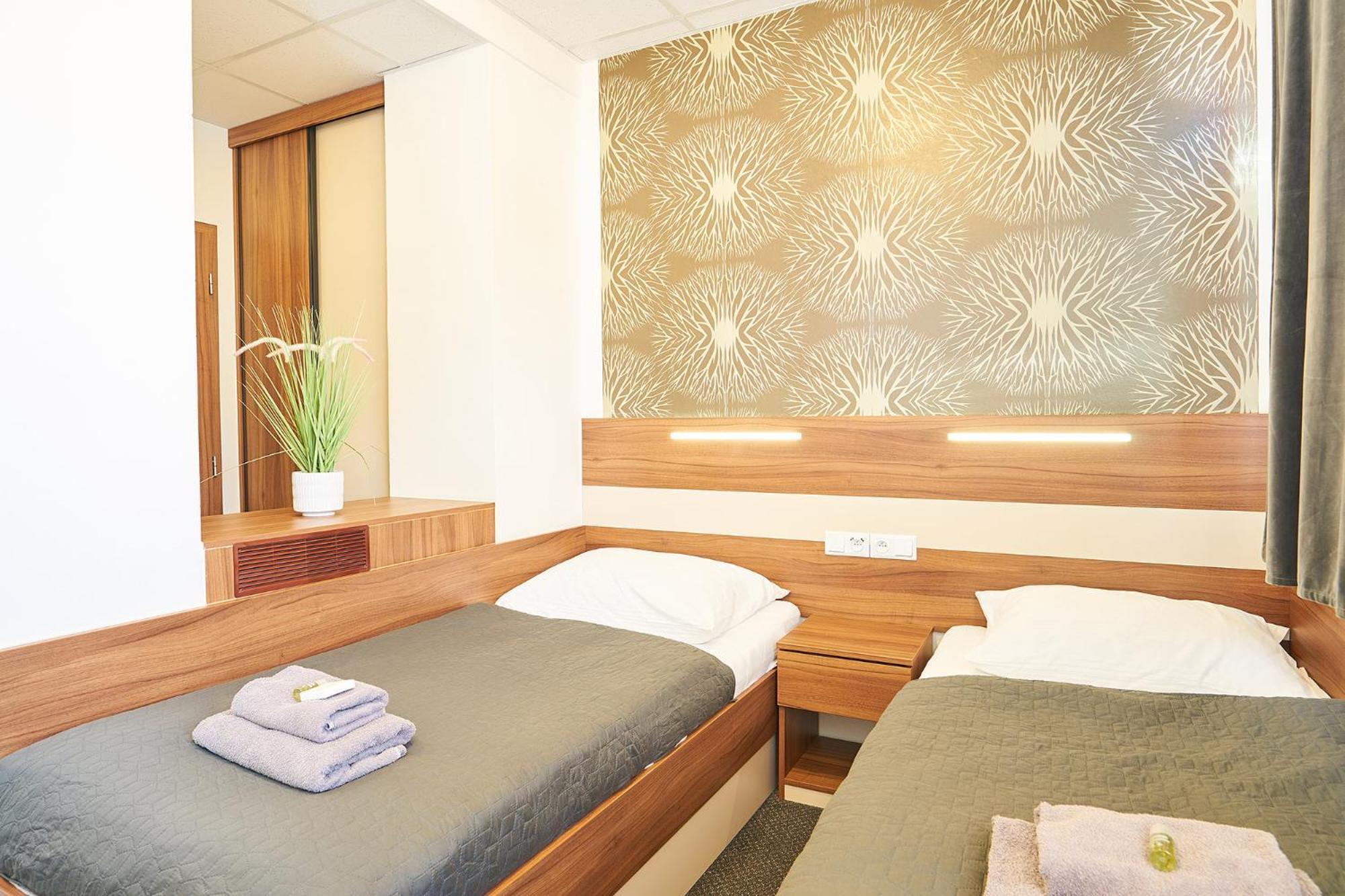 Wellness Hotel Kocanda Decin Exterior photo