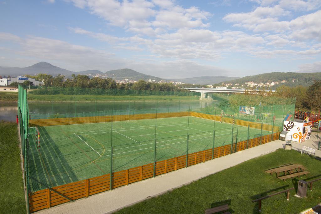Wellness Hotel Kocanda Decin Exterior photo